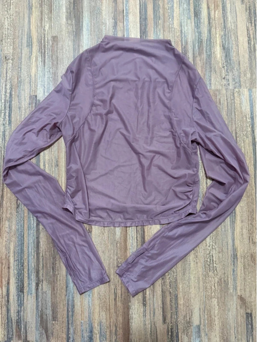 Nike Zenvy sheer long sleeve size medium